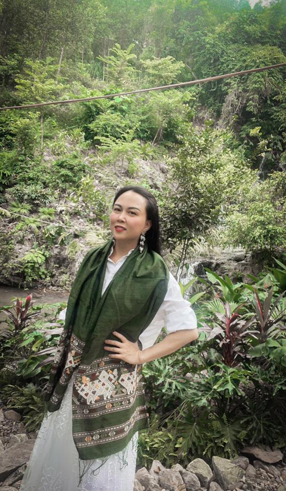 Chia tay Quách Ngọc Ngoan, nhan sắc Phượng Chanel thăng hạng chỉ bằng một phương pháp-8