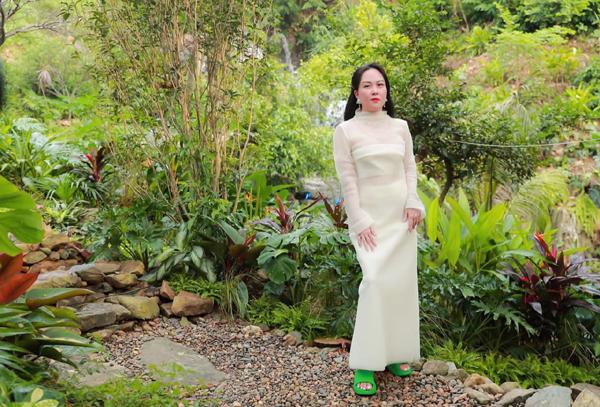 Chia tay Quách Ngọc Ngoan, nhan sắc Phượng Chanel thăng hạng chỉ bằng một phương pháp-9