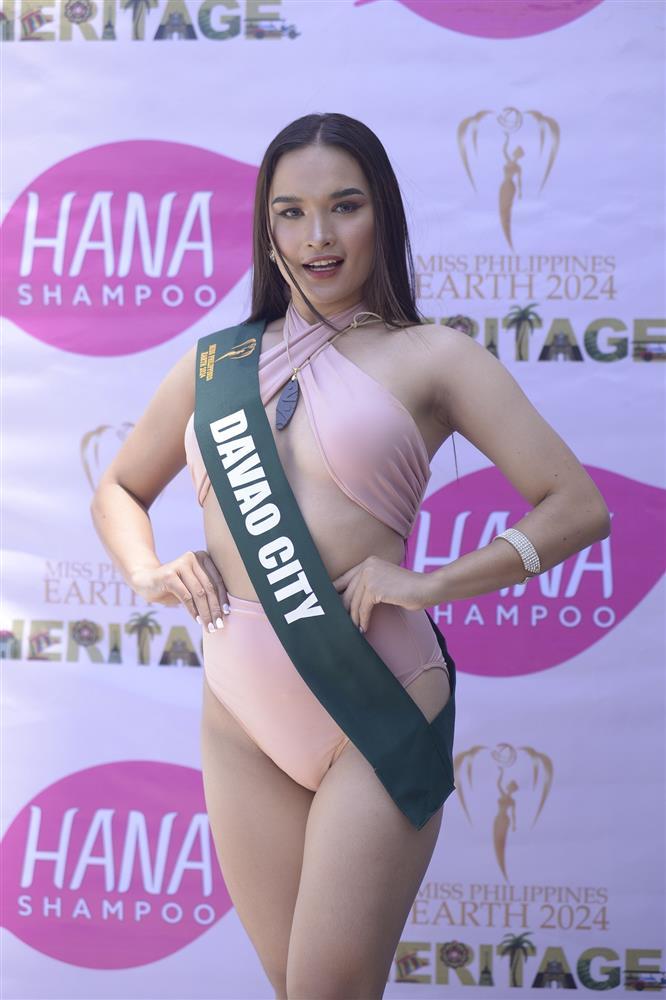 Thí sinh Hoa hậu Trái Đất Philippines lộ nhược điểm với bikini-17