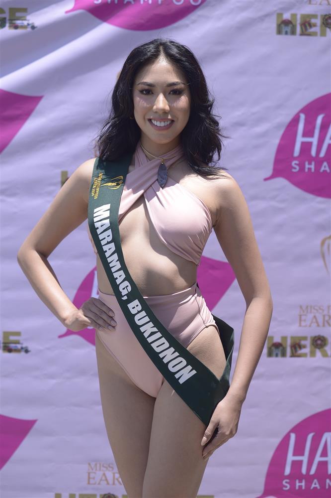 Thí sinh Hoa hậu Trái Đất Philippines lộ nhược điểm với bikini-20
