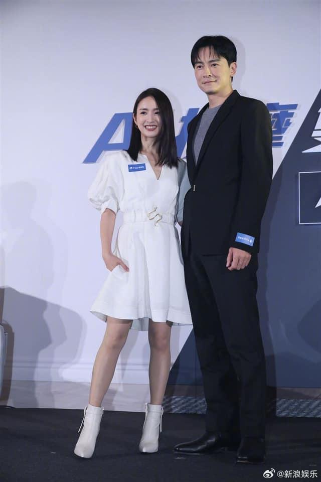 Cặp đôi Lâm Y Thần - Trịnh Nguyên Sướng thân mật ngày tái hợp, đứng chung khung hình khiến fan mê mệt-2