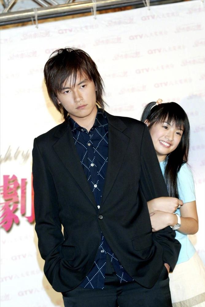 Cặp đôi Lâm Y Thần - Trịnh Nguyên Sướng thân mật ngày tái hợp, đứng chung khung hình khiến fan mê mệt-7