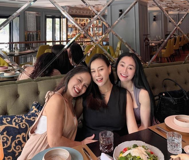 Phương Oanh lộ diện trước thềm lâm bồn, bụng bầu to vượt mặt nhưng vẫn gây sốt vì điều này-1