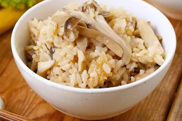 Cách nấu chè đậu xanh thơm ngon tại nhà-5