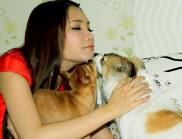 Đại gia ngầm của giới showbiz: Cuộc sống giàu có và bí ẩn ở tuổi U50-4