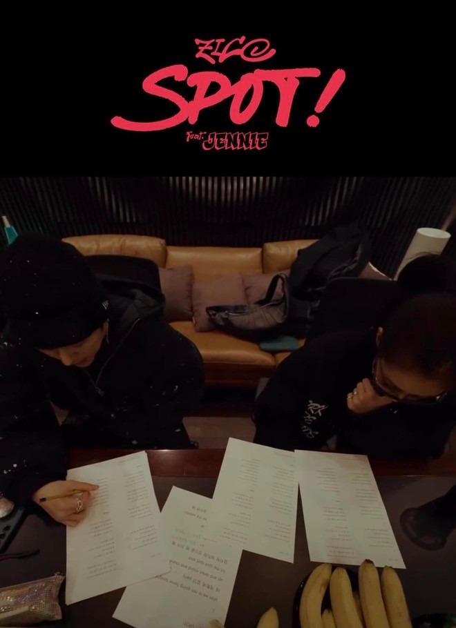 Jennie trong clip hậu trường thu âm cùng Zico: Khoe vocal, tích cực chỉnh sửa phần hát của mình-5