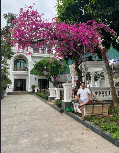 Đời tư ít ai biết NSƯT Quang Tèo: Cưới vợ 14 năm mới có con, chuyên đóng vai nghèo nhưng ngoài đời là đại gia đích thực-5