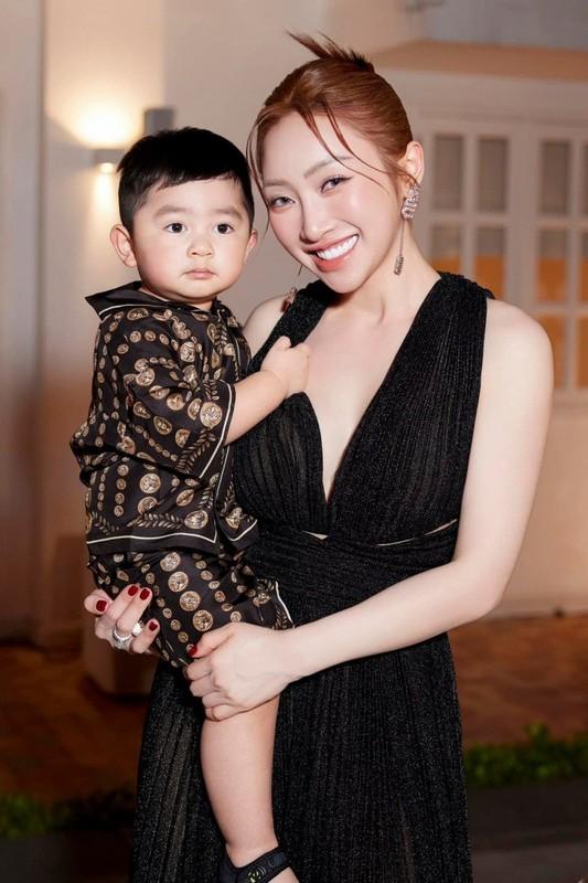 Cậu ấm sinh ra đã ngậm thìa vàng, nổi tiếng nhất nhì showbiz Việt-7