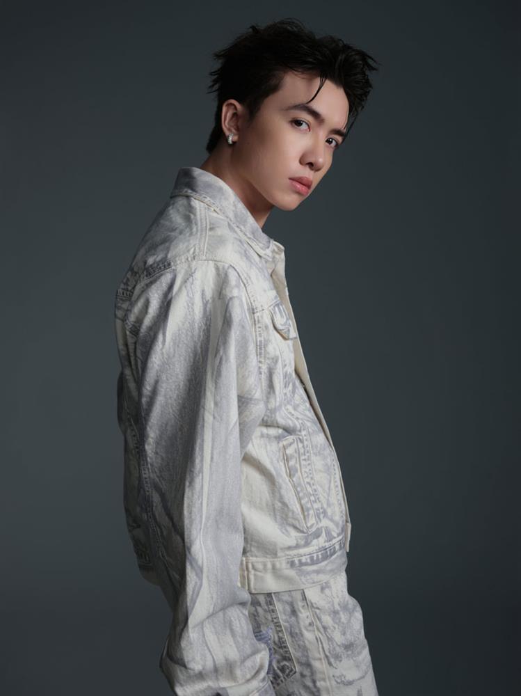 Xuân Định K.Y ra mắt MV đầu tay, kể chuyện ở Ngôi Thứ Ba-1