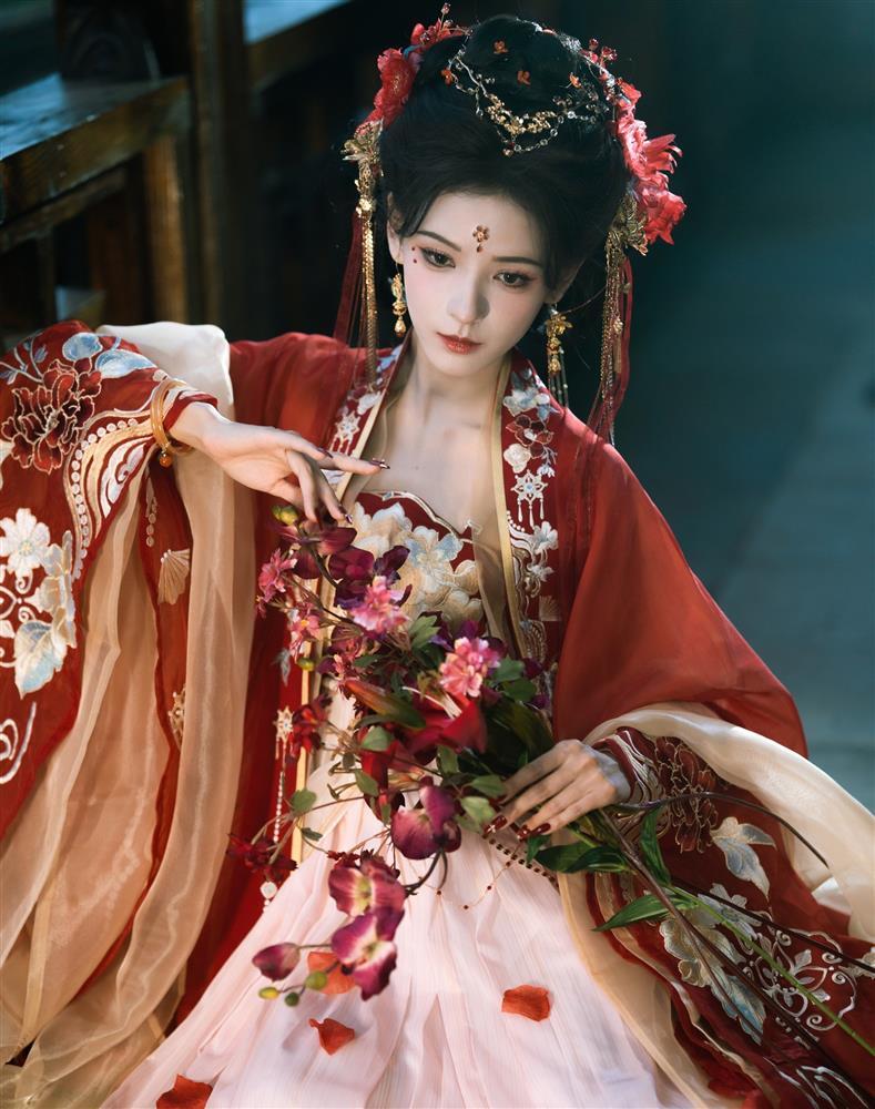 Búp bê màn ảnh Trung Quốc khiến khán giả sợ hãi-6