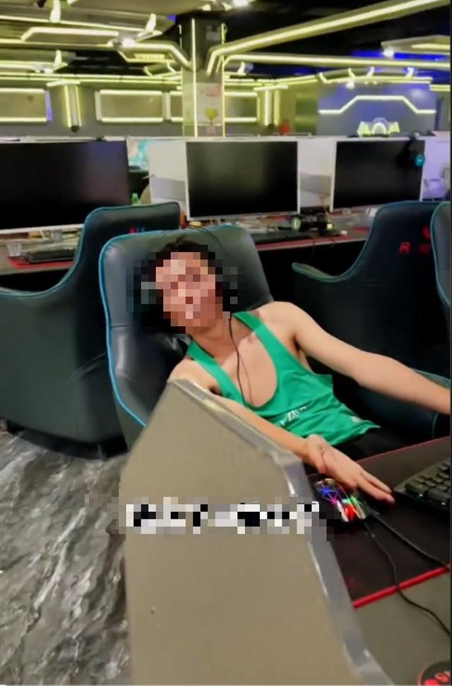 Cảnh báo! Cộng đồng game thủ hoảng hốt trước hình ảnh của một dân cày, tình trạng thực sự rất đáng báo động-1