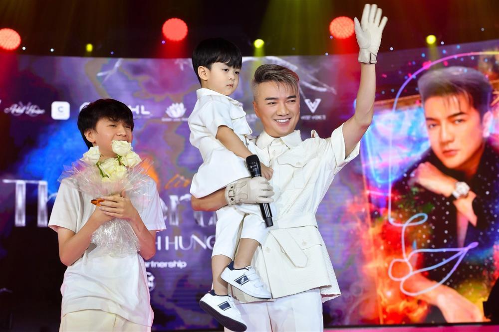 Hội sao Việt giàu nứt vách nhưng nuôi dạy con theo cách bình dân, không đồ hiệu, thậm chí tuyên bố không để lại tài sản-10