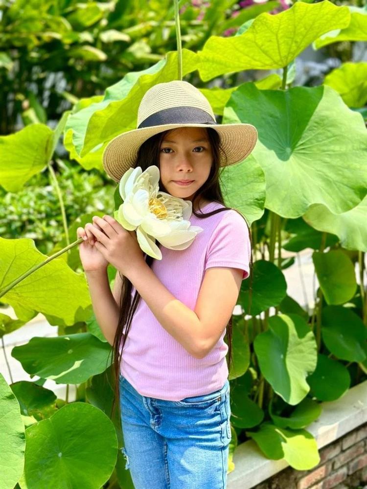 Bé Sol, con lai của Đoan Trang và chồng Thụy Điển: Thông minh, lanh lợi, chiều cao ấn tượng ở tuổi lên 10-1