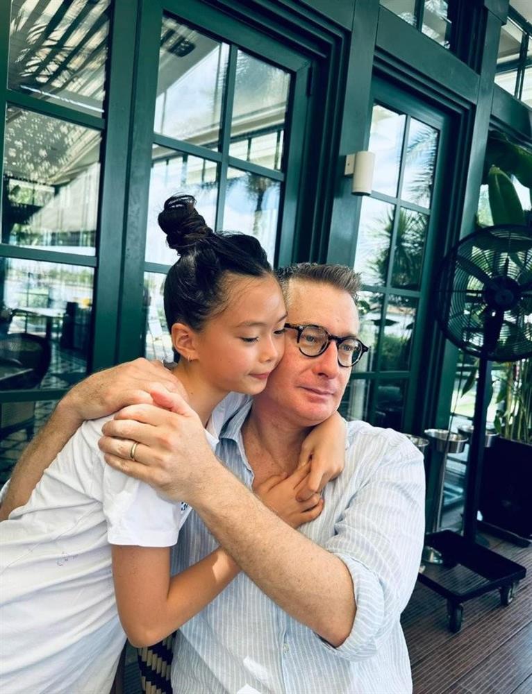 Bé Sol, con lai của Đoan Trang và chồng Thụy Điển: Thông minh, lanh lợi, chiều cao ấn tượng ở tuổi lên 10-4