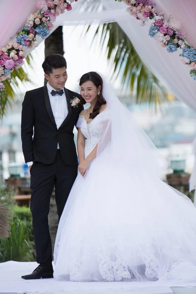 Trước khi thông báo kết hôn với chồng doanh nhân, Midu từng 3 lần lên xe hoa với bạn diễn-7