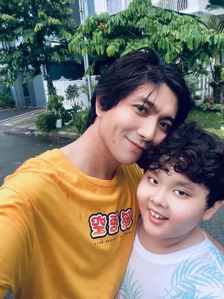 Những ‘Rồng con’ nhà Sao Việt tuổi 12: Con trai Hồng Nhung gây chú ý với mái tóc dài ngang lưng, con gái Phạm Quỳnh Anh được ví như ‘thần đồng’-10