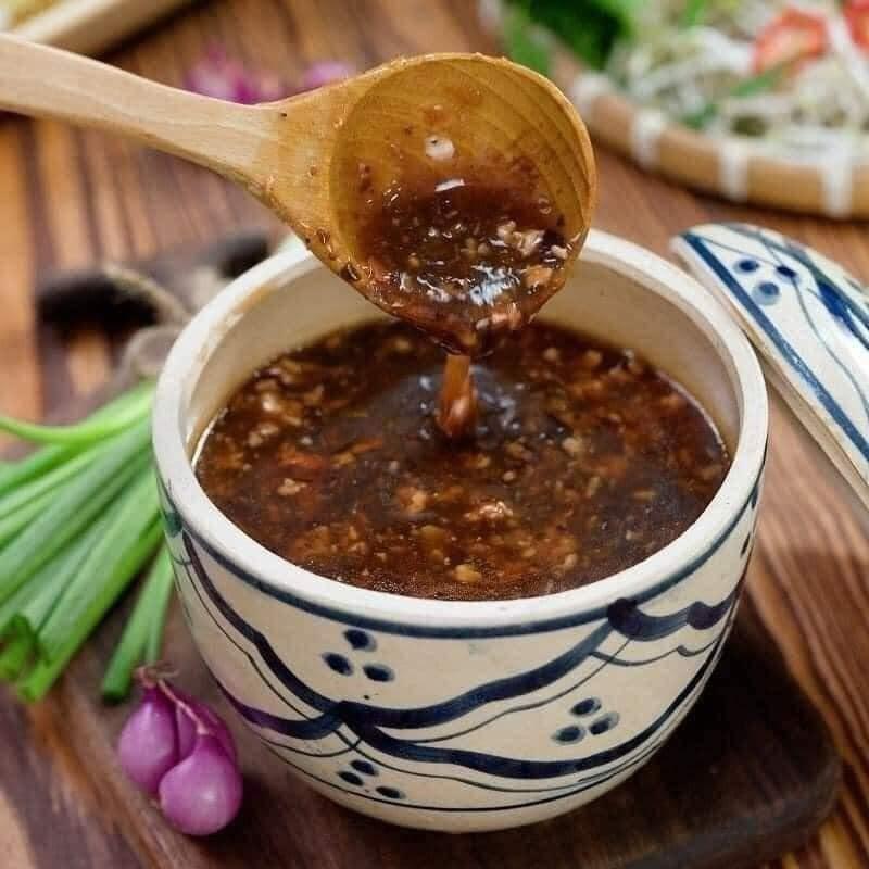 Cách làm nước sốt hủ tiếu ngon mê ly - linh hồn của món hủ tiếu trộn-1