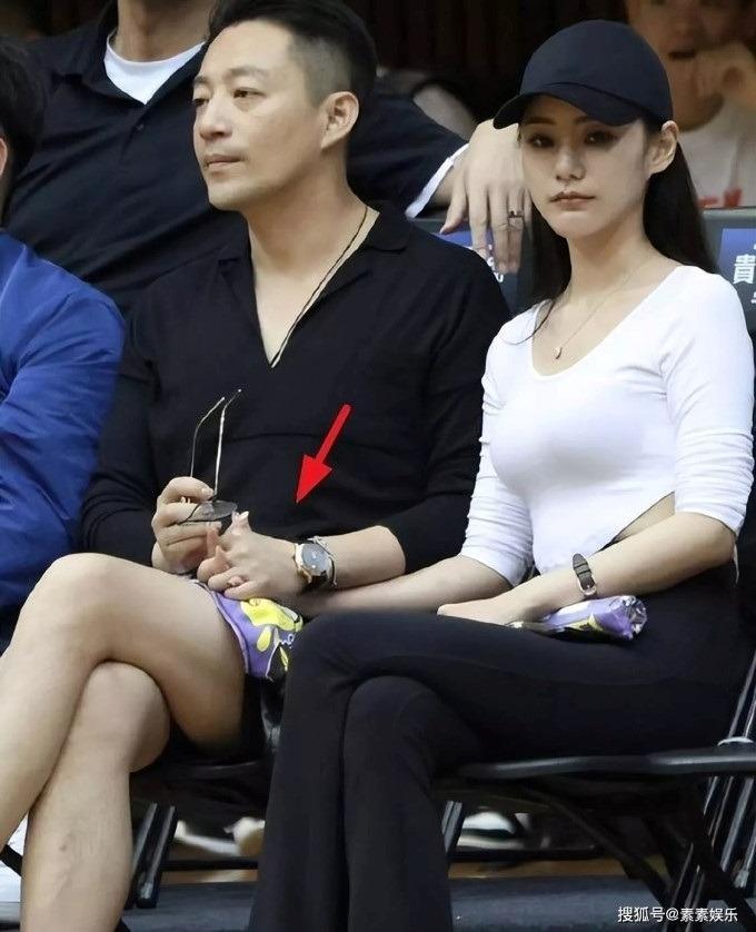 Uông Tiểu Phi mua cho vợ sắp cưới nhiều đồ đắt tiền tại khu nhà Từ Hy Viên-2