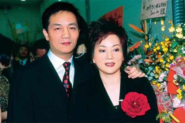 Đại gia vung hơn 1.000 tỷ đồng để ly hôn, phá nát sản nghiệp của cha-4