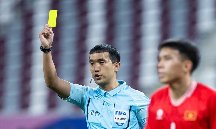 U23 Việt Nam quen thói tay thừa, coi chừng trả giá-2