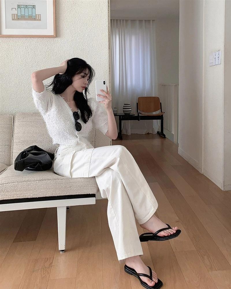 4 mẫu giày dép phù hợp để diện với quần ống rộng-4