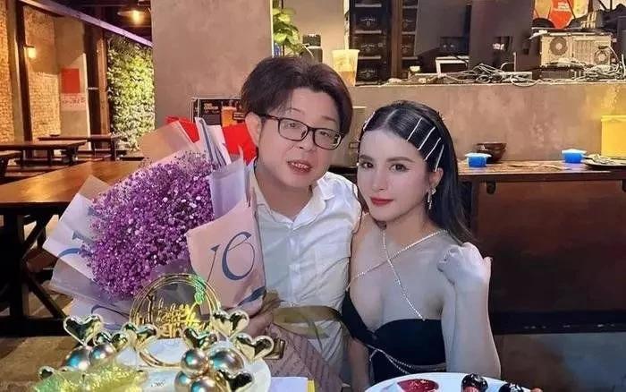 Bà Nhân Vlog khoe ảnh cận mặt con gái đầu lòng, xúc động gọi con bằng cụm từ thân thương-4