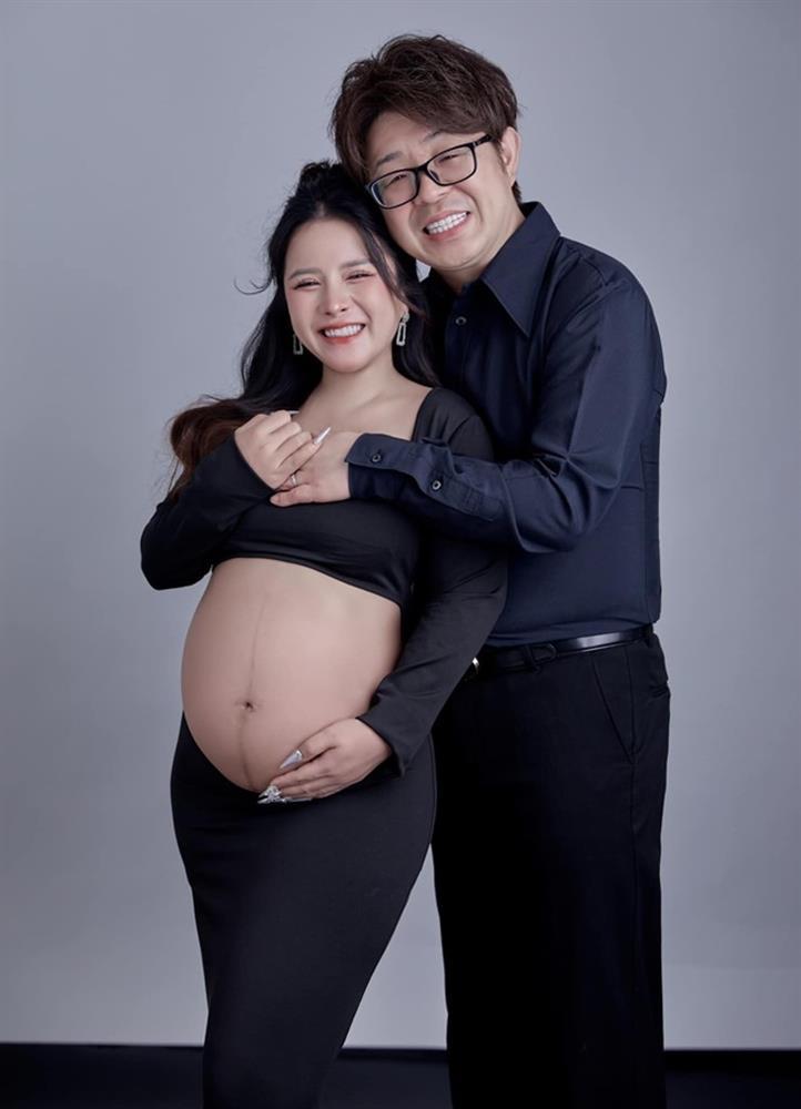 Bà Nhân Vlog khoe ảnh cận mặt con gái đầu lòng, xúc động gọi con bằng cụm từ thân thương-6