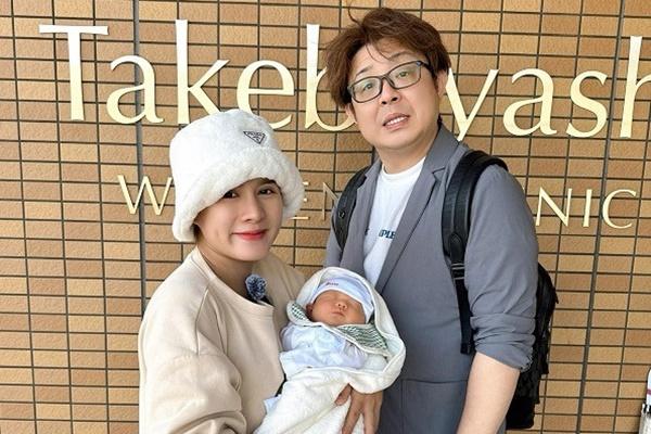 Bà Nhân Vlog: Từ thiện hay bán hàng?-2