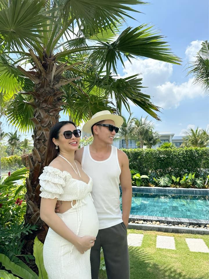 Sau hôn nhân đổ vỡ, 3 mỹ nhân Việt hạnh phúc viên mãn khi tái hôn, bầu lần 2 được chồng cưng như trứng mỏng-10