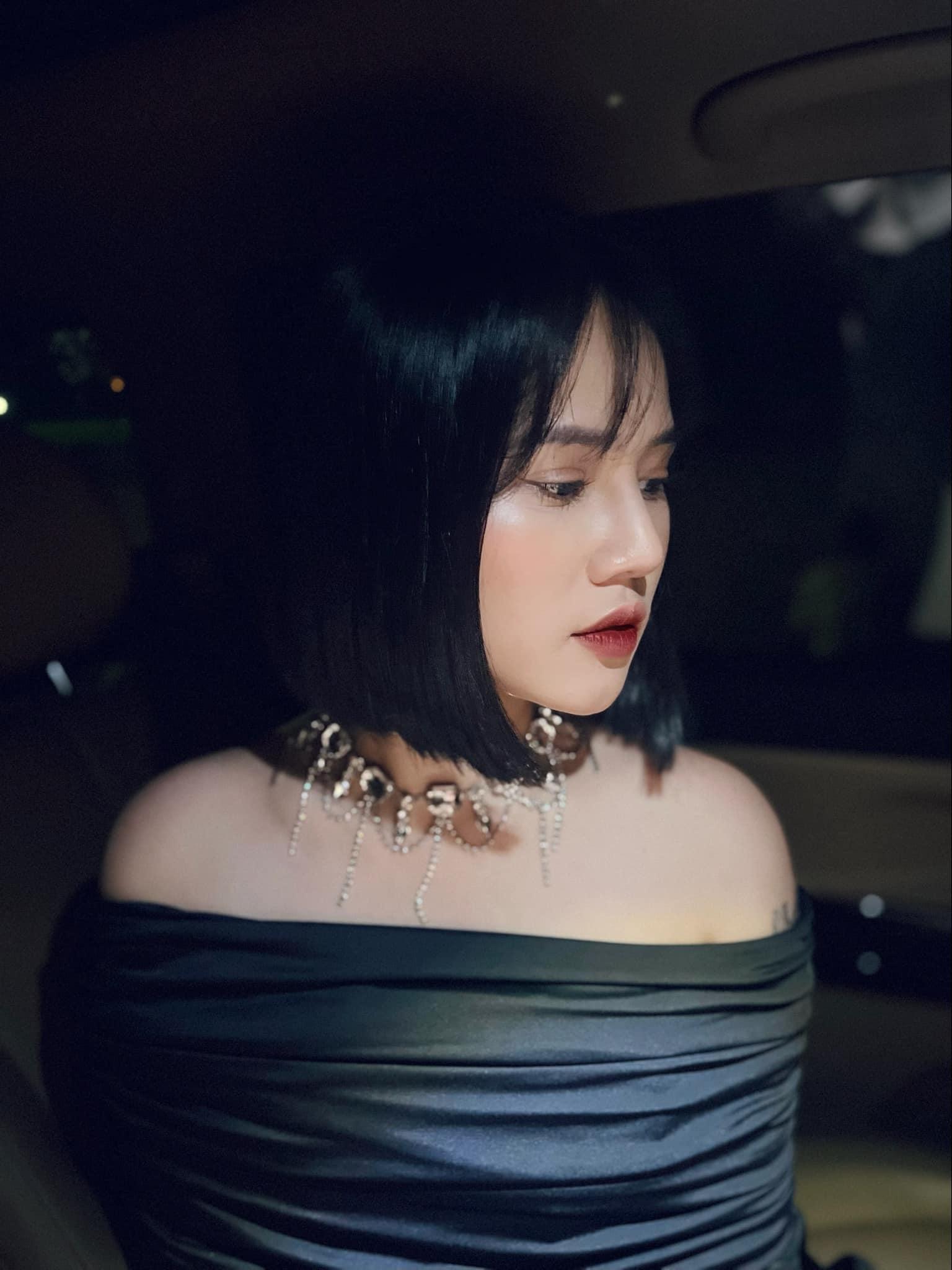 Nhan sắc xinh đẹp con gái lớn của Tú Dưa với mối tình đầu-12