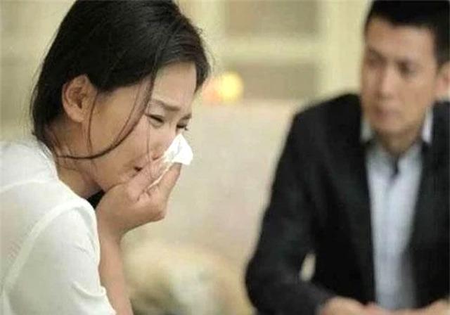 Rủ chồng sắp cưới đi chơi dịp nghỉ lễ, tôi đau đớn khi biết lý do khiến anh ta nhất quyết từ chối-1