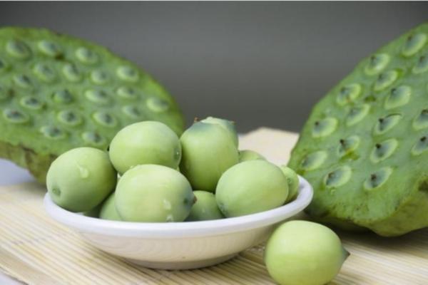 Hạt sen tốt thế nào cho sức khỏe của bạn?-1