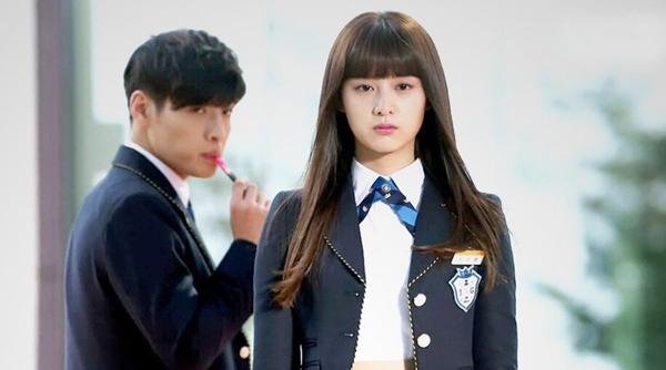 Trước Kim Soo Hyun, Kim Ji Won ăn ý với các bạn trai màn ảnh thế nào?-4