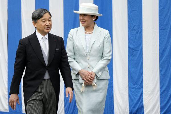 Hoàng gia Nhật Bản tổ chức tiệc mùa xuân: Hai công chúa rạng rỡ chiếm trọn spotlight-3