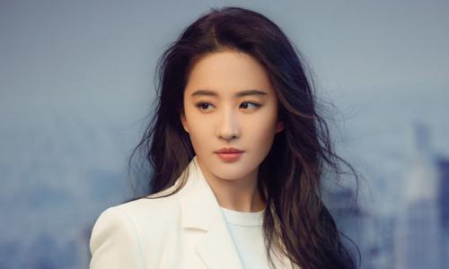 Bức ảnh 24 năm trước của Lưu Diệc Phi bị đào lại gây sốt cõi mạng-8