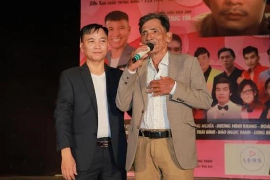 Người cưu mang Thương Tín 2 năm bàng hoàng vì 'không liên lạc được', mới đưa ra bến xe, điện thoại của nam diễn viên đã 'tò te'