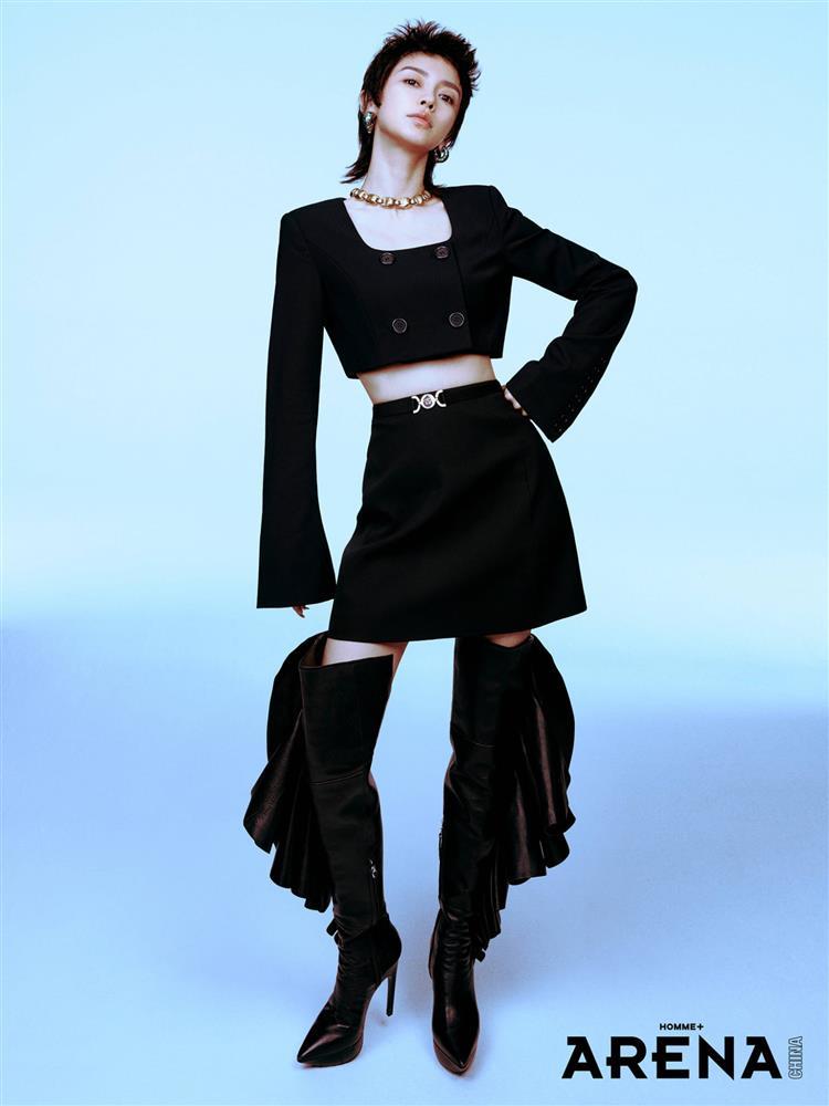 AngelaBaby comeback trên địa hạt thời trang, tạo hình xấu lạ khiến dân tình khóc thét-4