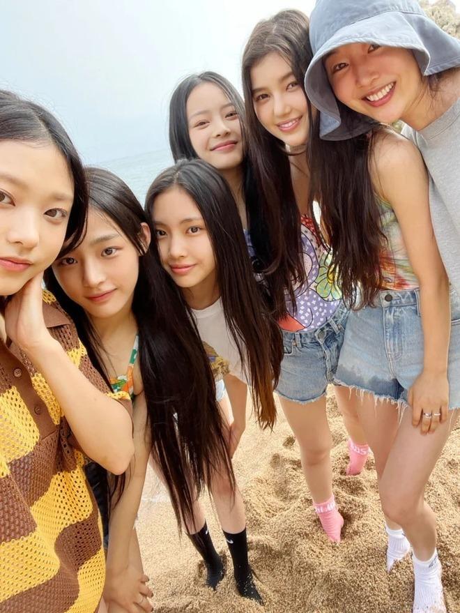 Toàn cảnh họp báo phản pháo HYBE của Min Hee Jin: Khóc nức nở, tố tập đoàn bắt NewJeans làm con tin-10