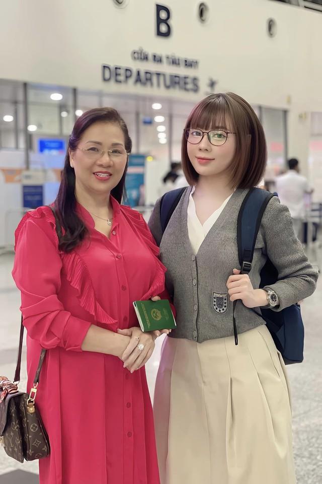 Cuộc sống giảng viên Âu Hà My từng tố chồng ngoại tình: Rời Việt Nam sang trời Tây, diện mạo lạ khó nhận ra-10