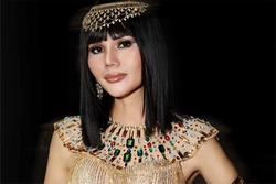 Hoa hậu Kim Nguyên hóa thân thành Nữ thần Ai Cập