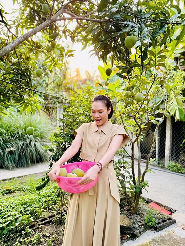 Ca sĩ gốc Đà Nẵng nổi tiếng Làn Sóng Xanh những năm 2000: 43 tuổi giàu có, trẻ đẹp nhưng độc thân-8