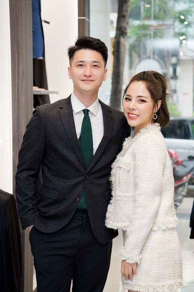 Huỳnh Anh đăng ký kết hôn với bạn gái hơn 6 tuổi-1