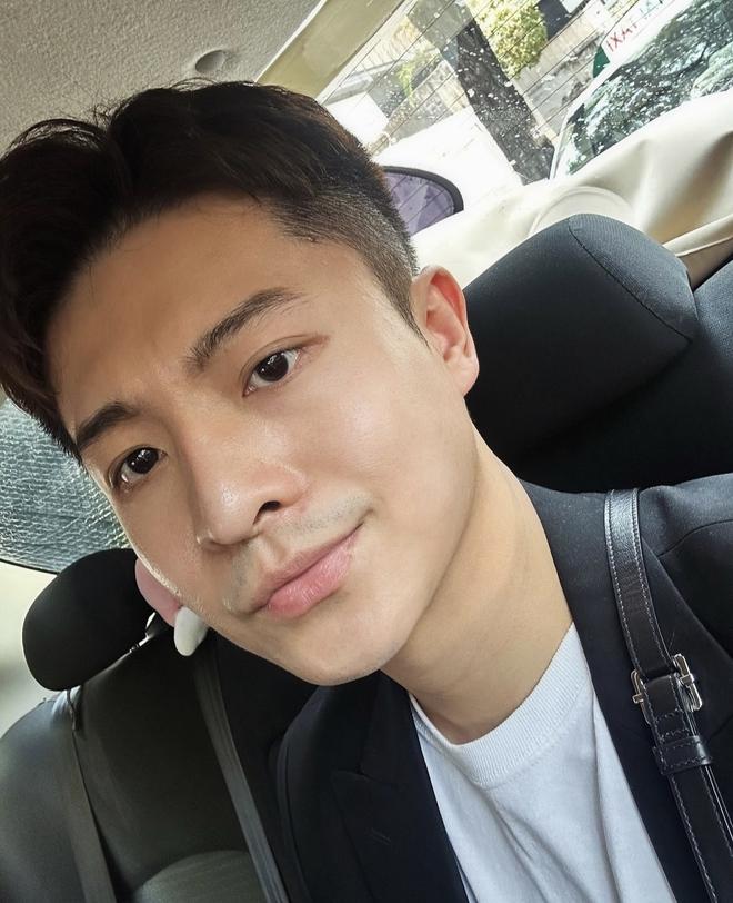 Harry Lu có cuộc sống thế nào giữa lúc Midu sắp về làm dâu hào môn?-12