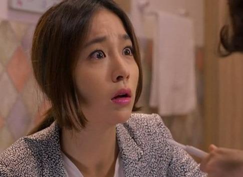 Tang lễ chồng vừa kết thúc, một người phụ nữ trẻ tuổi đến tìm đưa tôi 2 tỷ, còn tiết lộ bí mật khiến tôi sốc ngất-1