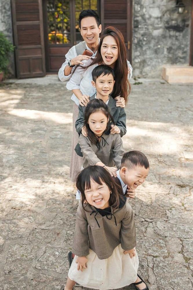 Lý Hải - Minh Hà dạy con về tiền: Không cố gắng dành dụm cho con-6