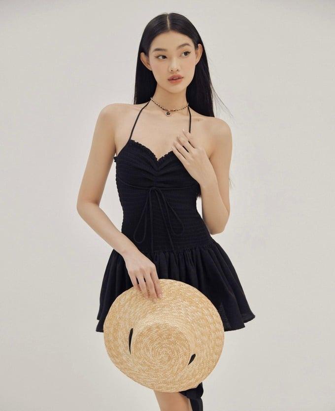 Búp bê sống Bé Quyên sở hữu gu thời trang thanh lịch nhưng quý phái-5