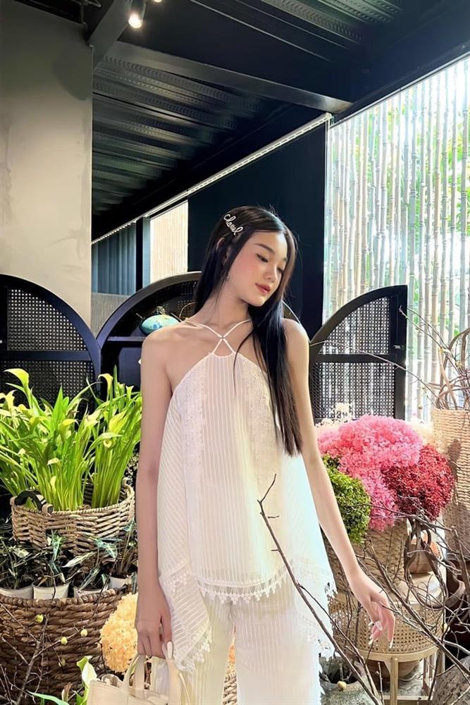 Búp bê sống Bé Quyên sở hữu gu thời trang thanh lịch nhưng quý phái-8