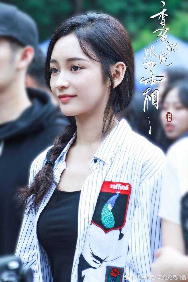 Mỹ nhân từng là Hoa khôi Bắc Ảnh trở thành kẻ vô danh, đánh mất sự nghiệp vì vô ơn với đàn chị-2