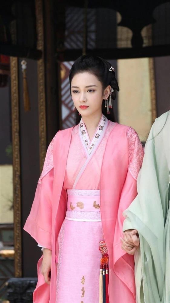 Mỹ nhân từng là Hoa khôi Bắc Ảnh trở thành kẻ vô danh, đánh mất sự nghiệp vì vô ơn với đàn chị-3