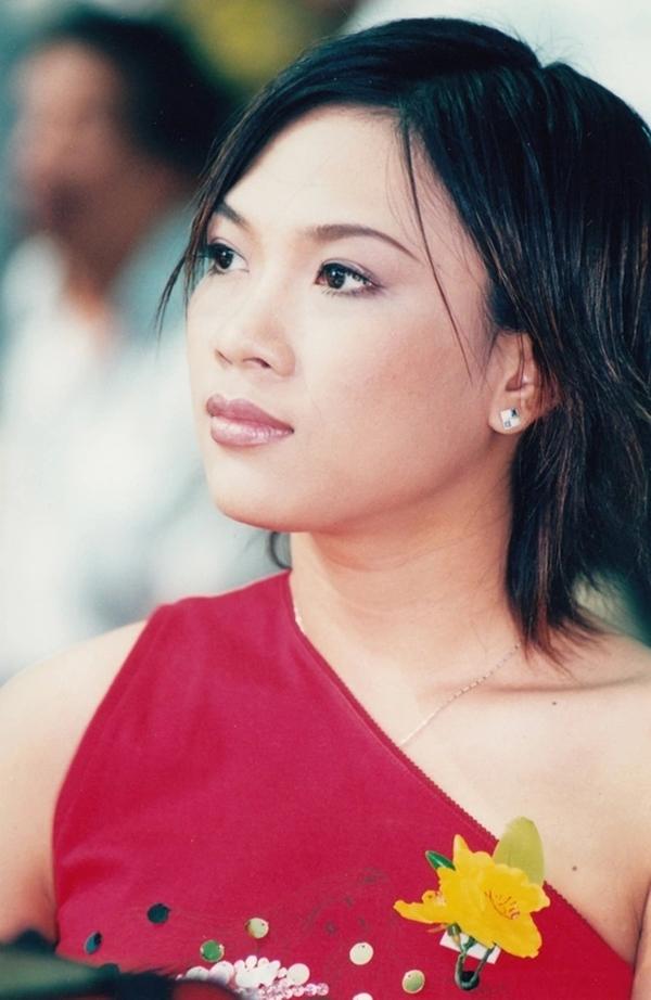 Mỹ Tâm tuổi 43: Gây sốt vì nhan sắc lão hóa ngược, đời tư không tì vết và bí ẩn tình duyên gây tò mò nhất showbiz-1